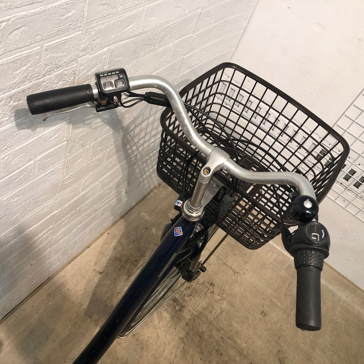 ブリヂストン フロンティア DX ネイビー 26インチ YV099 【中古車】