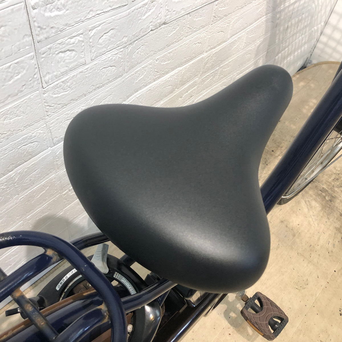 ブリヂストン フロンティア DX ネイビー 26インチ YV099 【中古車】