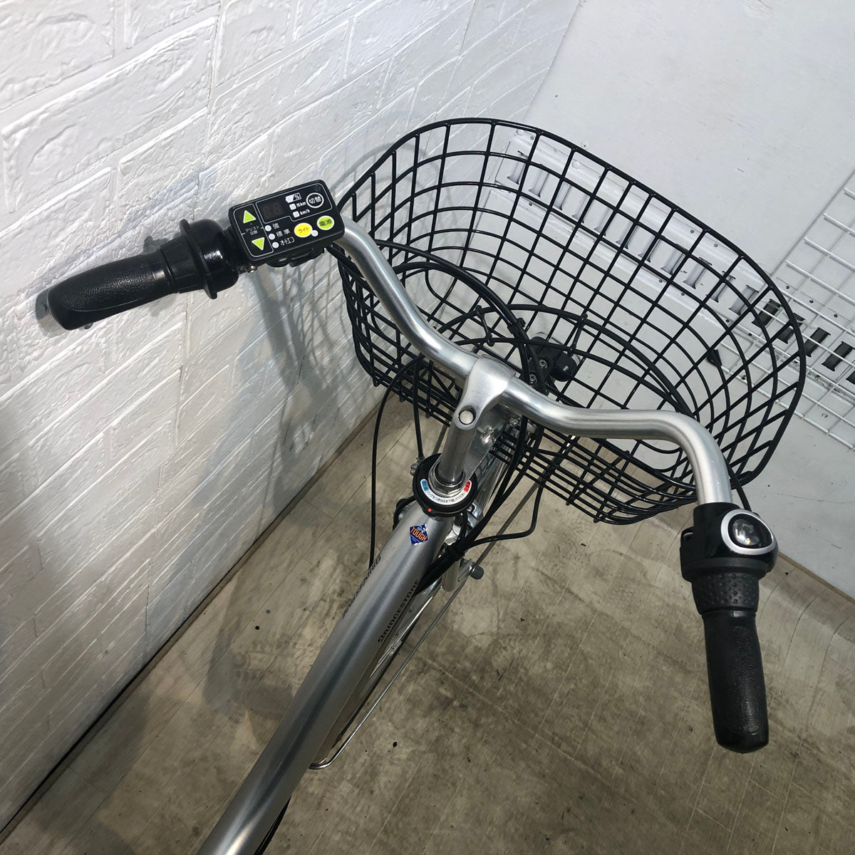 中古電動自転車 ブリヂストン アシスタ U DX シルバー 26インチ SR418Y 