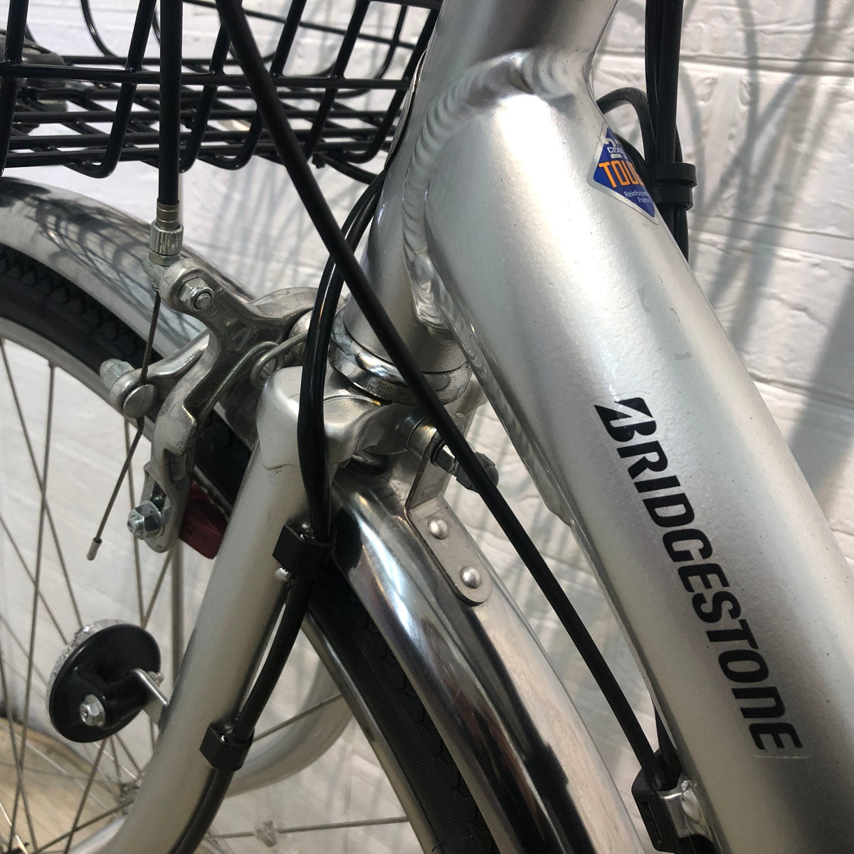 ブリヂストン アシスタ U DX シルバー 26インチ SR418Y 【中古車】