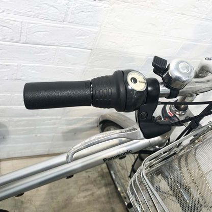 パナソニック ティモDX シルバー 27インチ YI031 【中古車】