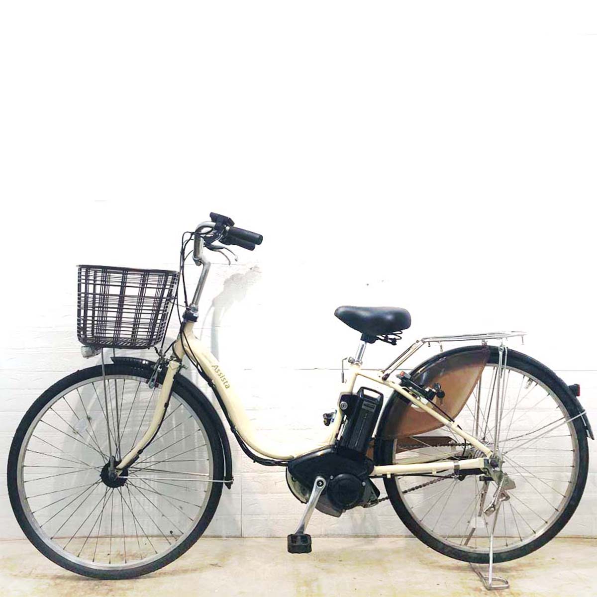 ブリヂストン アシスタ ロイヤル アイボリー 26インチ YD028 【中古車】