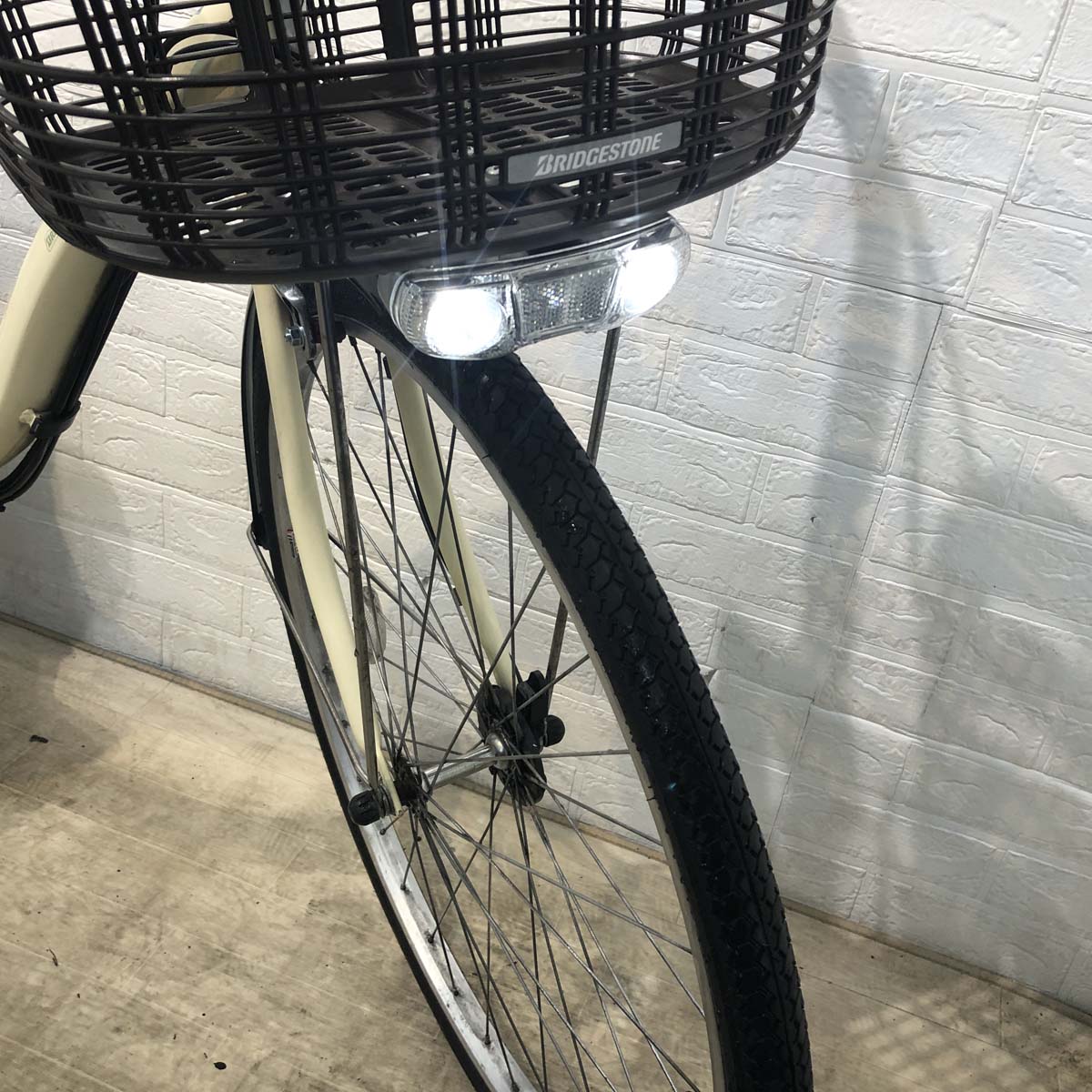 中古電動自転車 ブリヂストン アシスタ ロイヤル アイボリー 26インチ YD028 