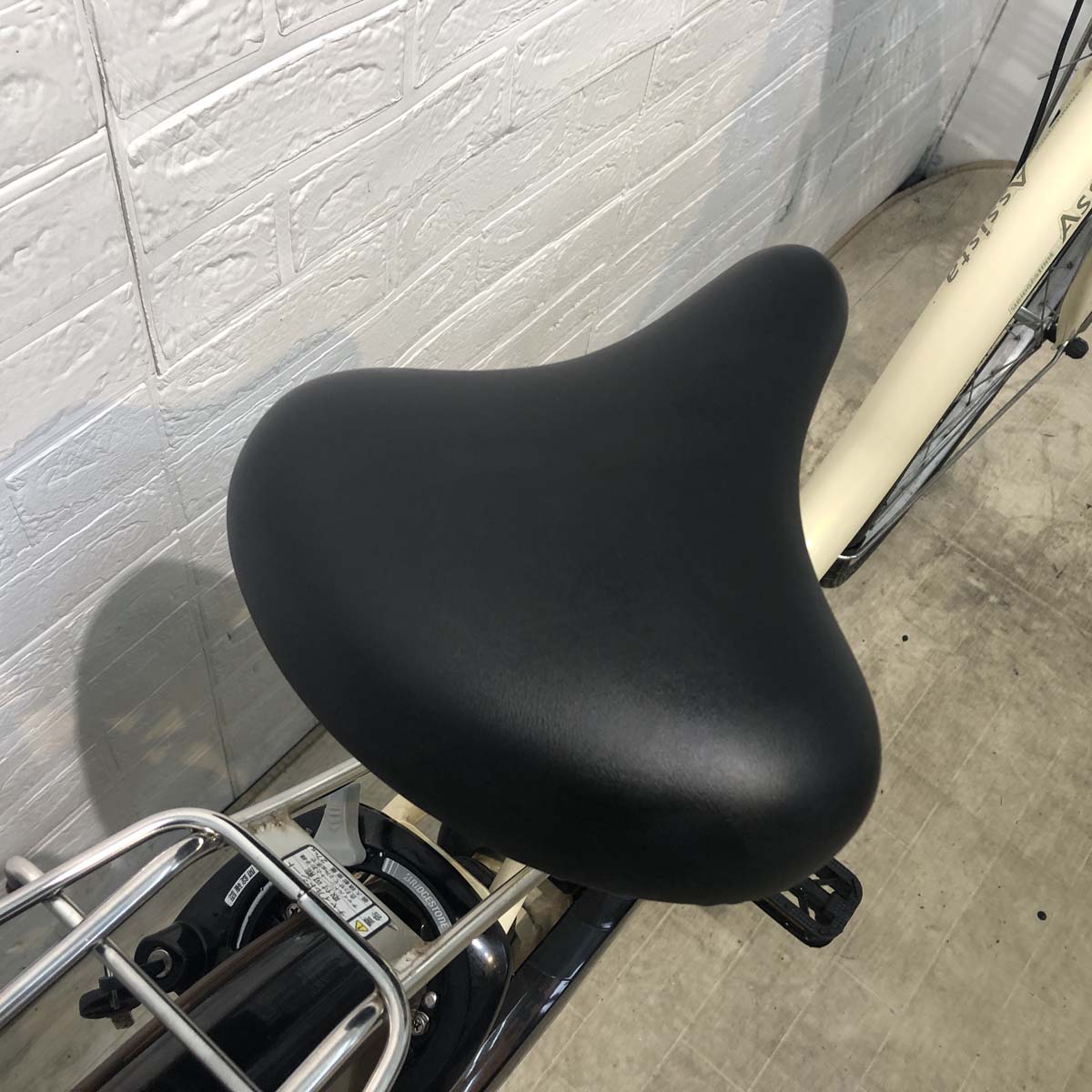 中古電動自転車 ブリヂストン アシスタ ロイヤル アイボリー 26インチ YD028 