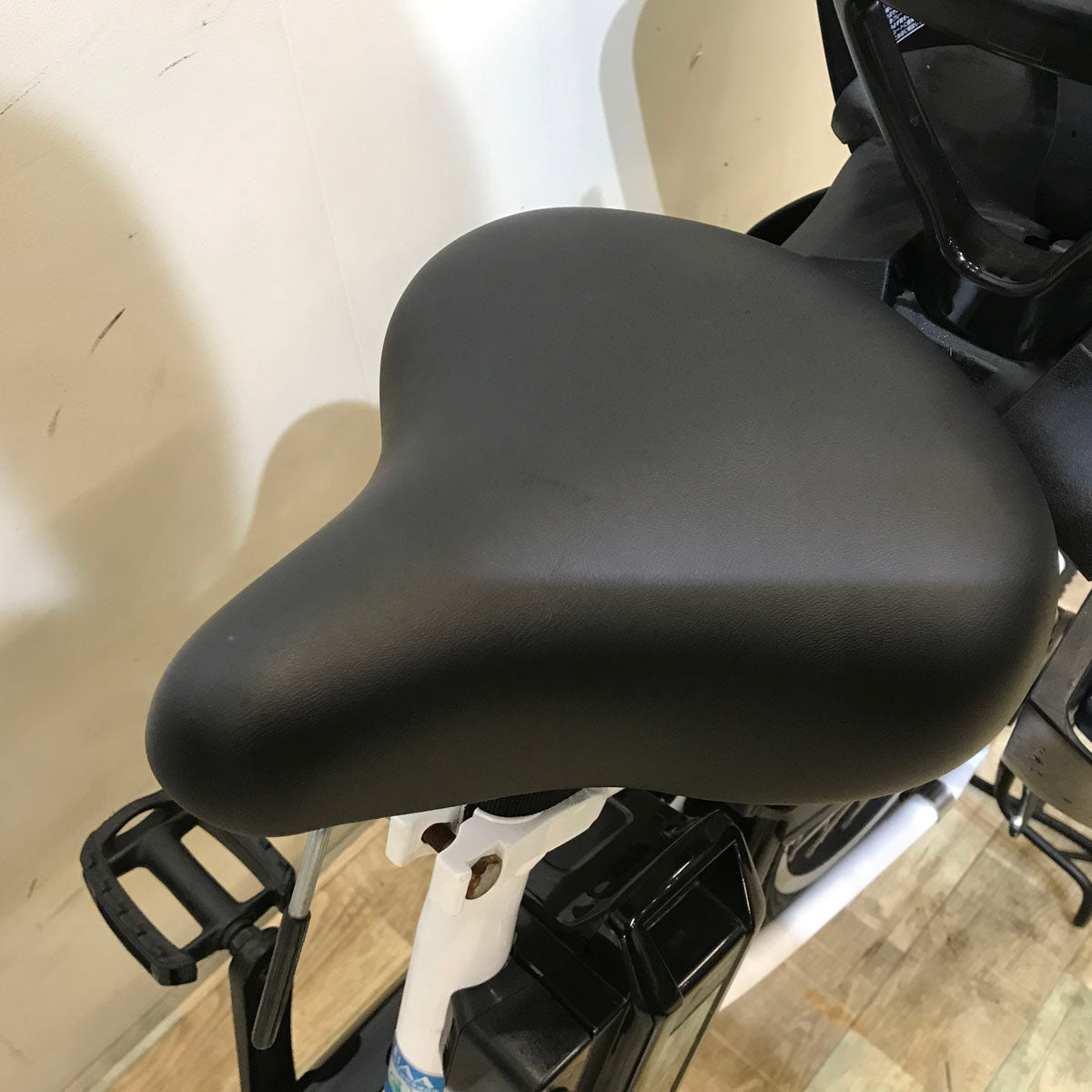 中古電動自転車 ヤマハ PAS Kiss mini un パス キッス アンホワイト 20インチ KB106