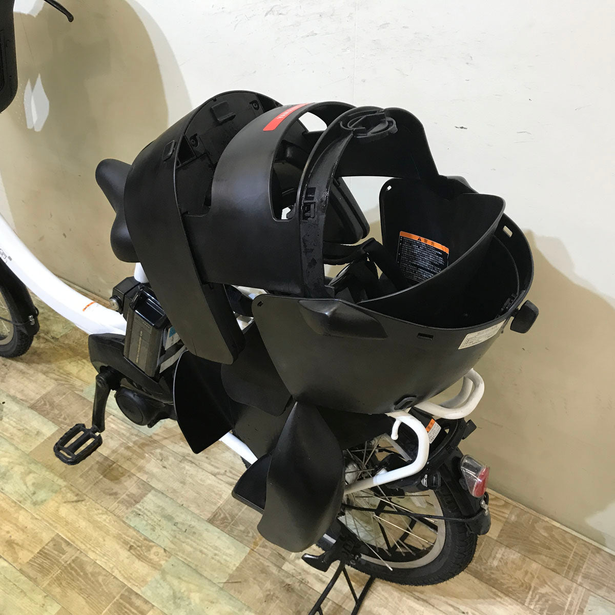 中古電動自転車 ヤマハ PAS Kiss mini un パス キッス アンホワイト 20インチ KB106