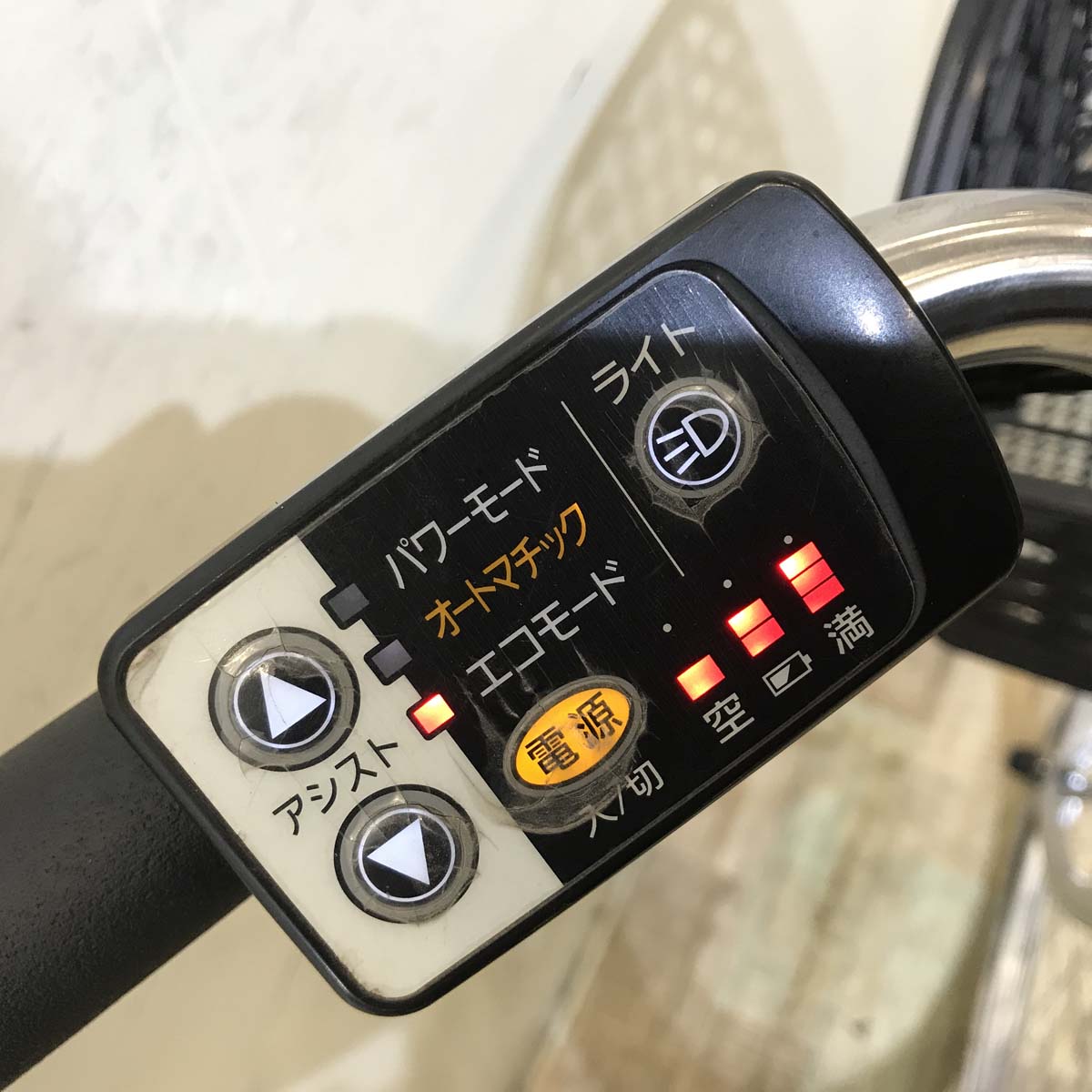 中古電動自転車  パナソニック ビビ TX シルバー 26インチ KB110