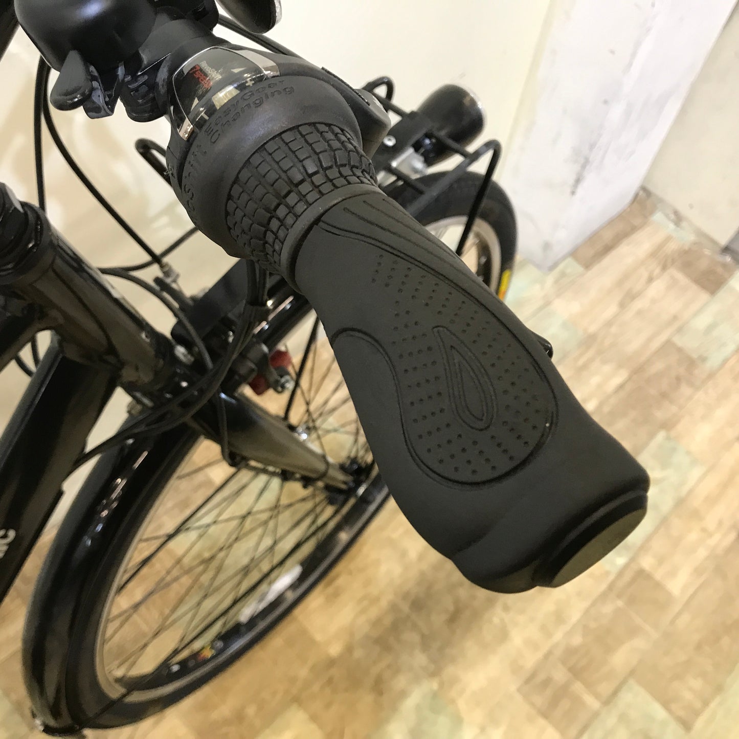 【１万円引き！】パナソニック ベロスター ブラック 700C KG111 【中古車】
