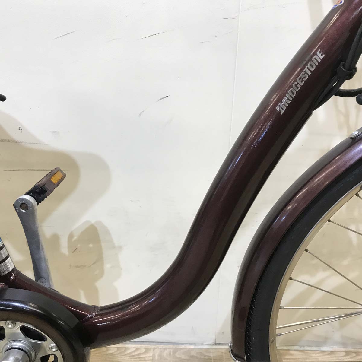 ブリヂストン フロンティア ブラウン 26インチ KX047  【中古車】