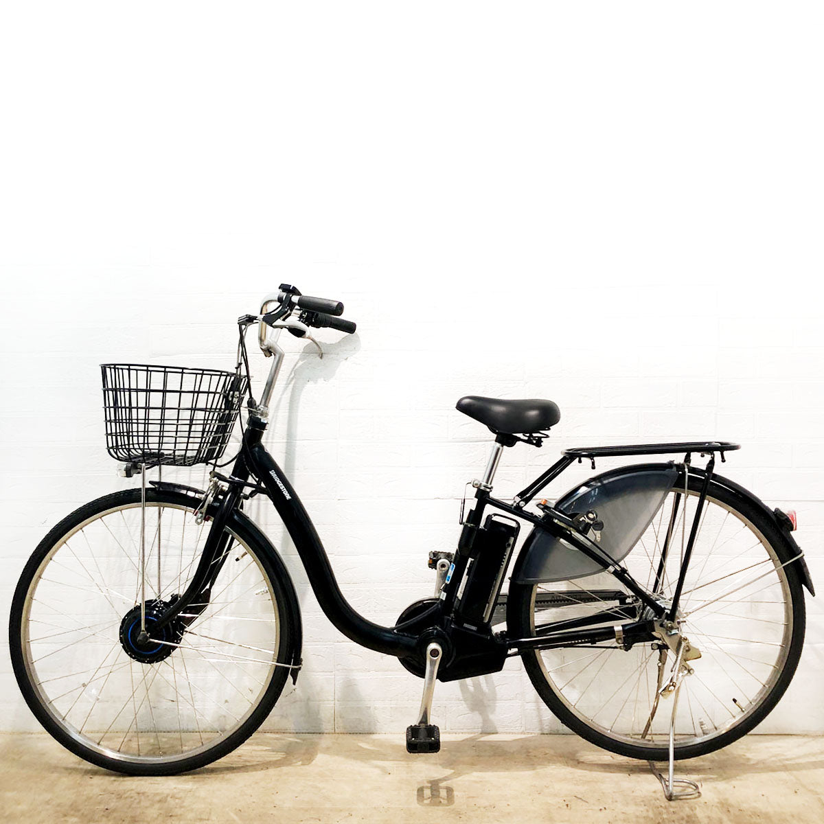 ブリヂストン フロンティア ブラック 26インチ YQ093 【中古車】