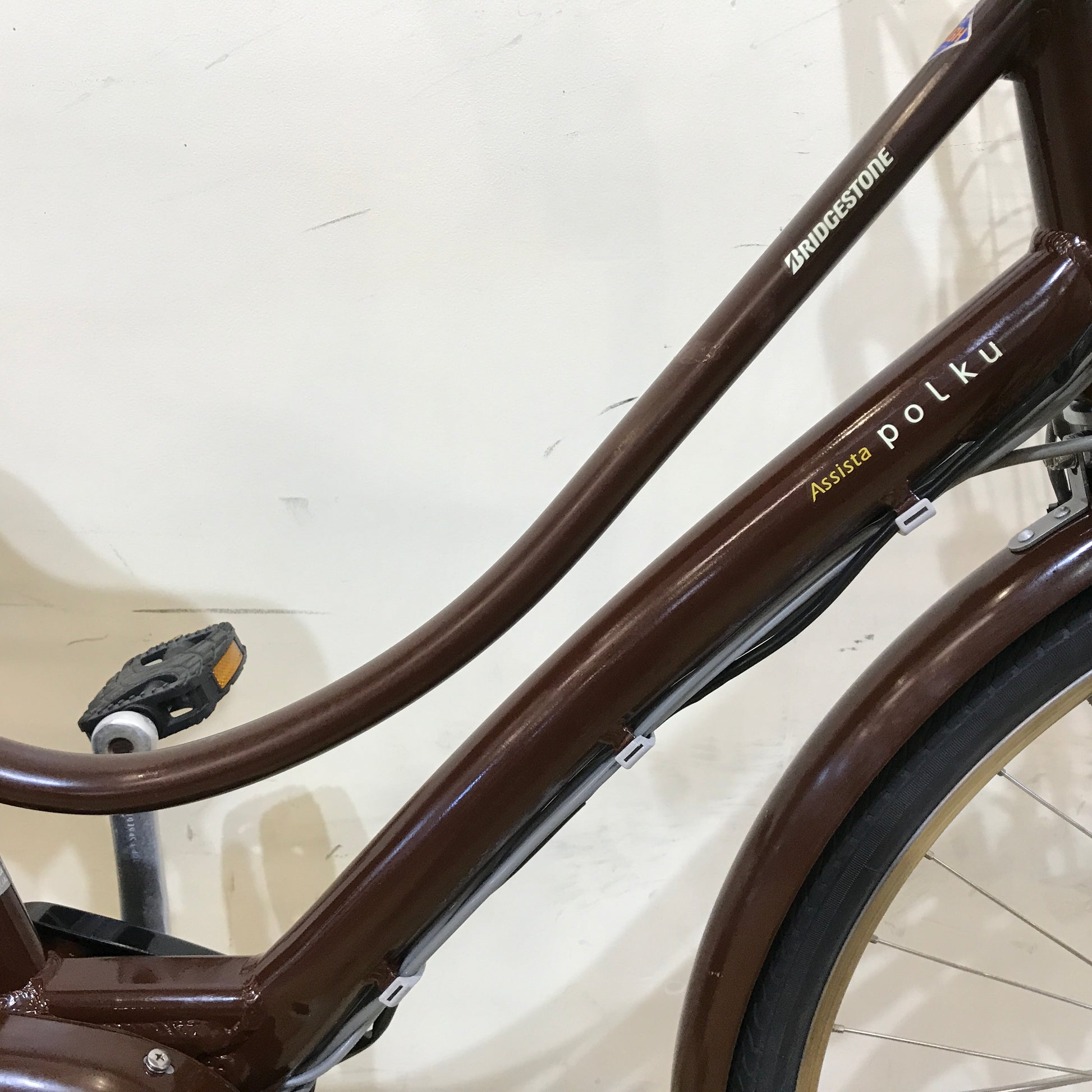 ブリヂストン アシスタ ポルク ブラウン 26インチ KO016【中古車】 – e 