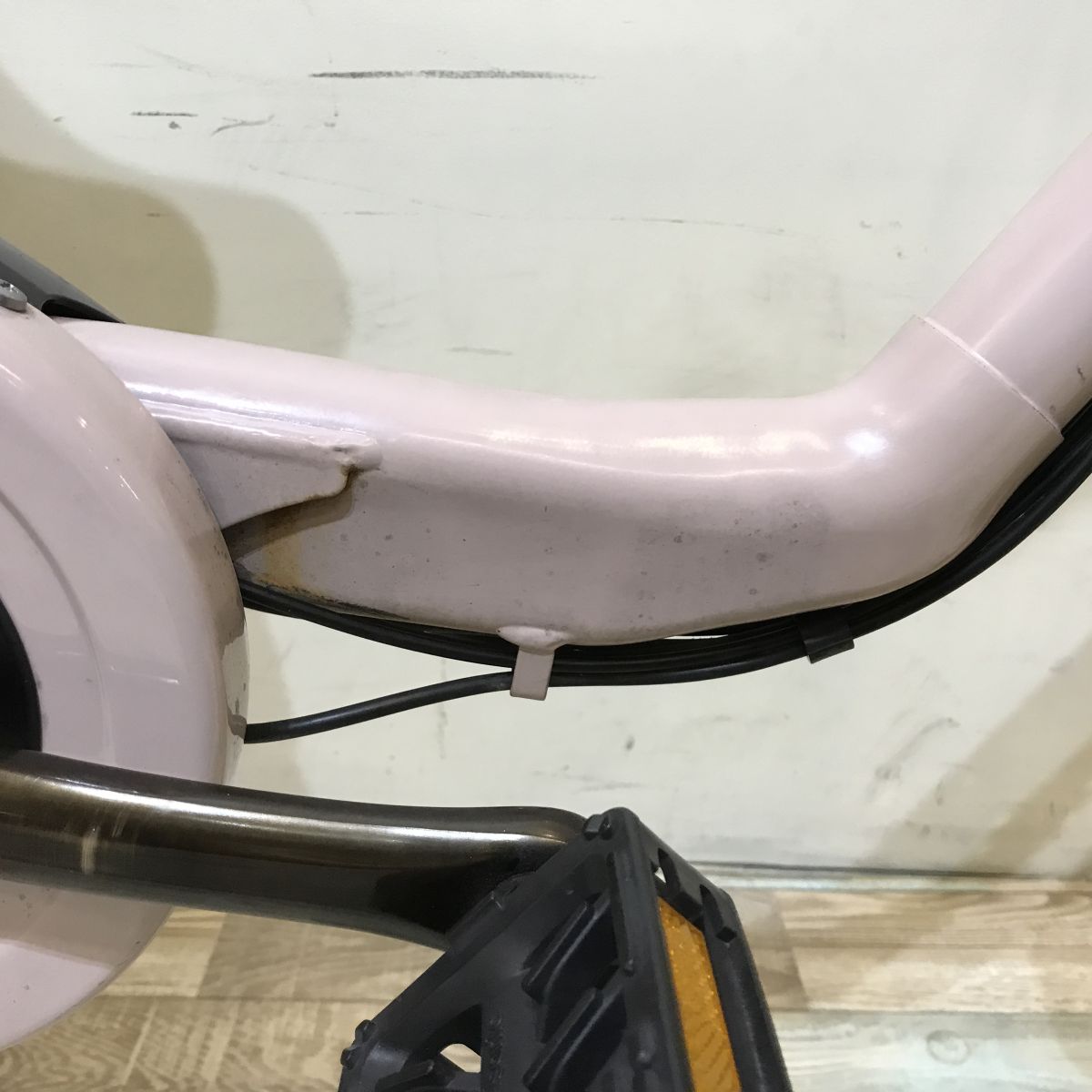 パナソニック ギュットステージ ピンク 22インチ KG116 【中古車】