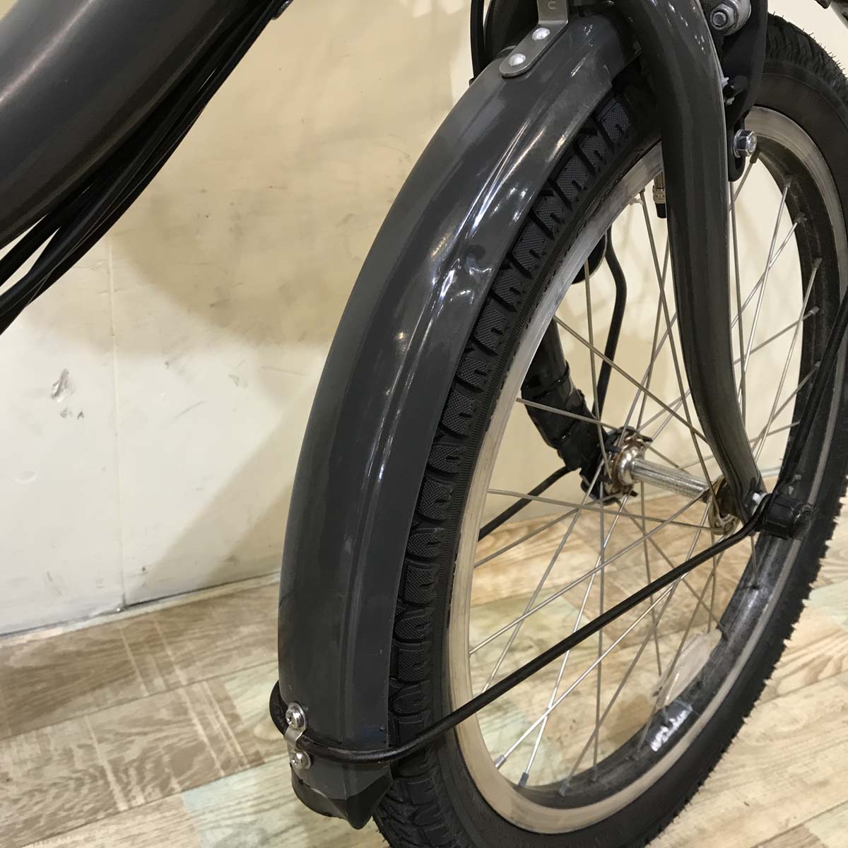 ブリヂストン bikke MOB e ビッケ モブ イー グレー 20インチ KX052【中古車】