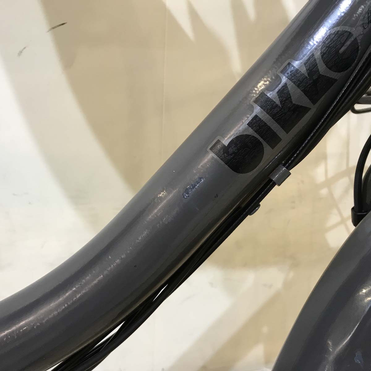 ブリヂストン bikke MOB e ビッケ モブ イー グレー 20インチ KX052【中古車】