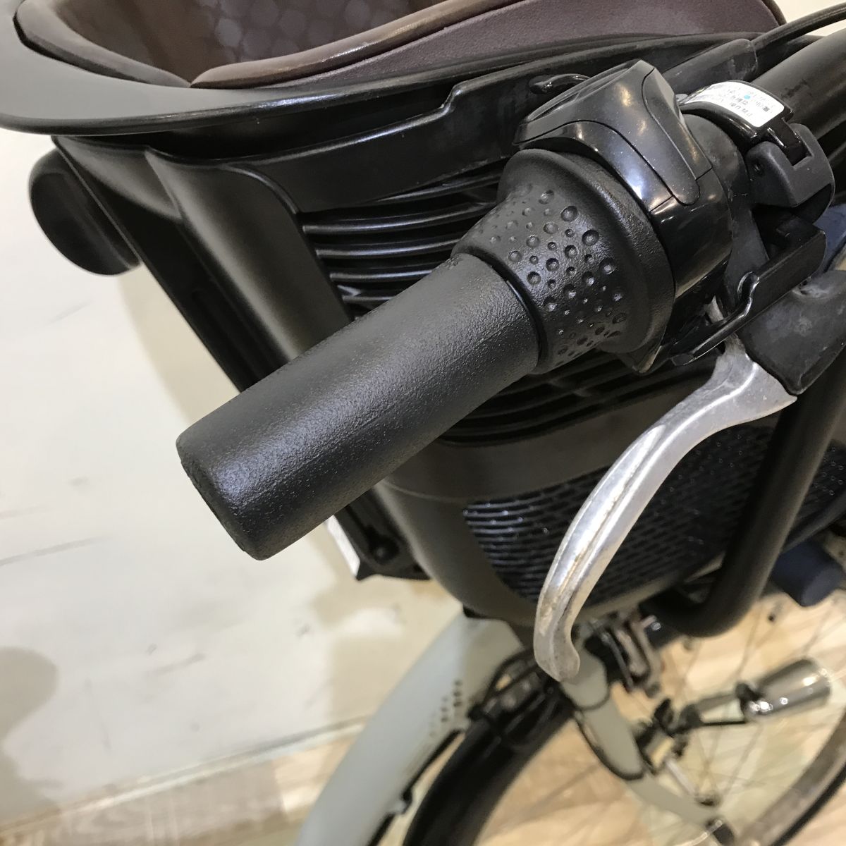 ブリヂストン アンジェリーノ ポッシュ ベージュ 22×26インチ KG118 【中古車】