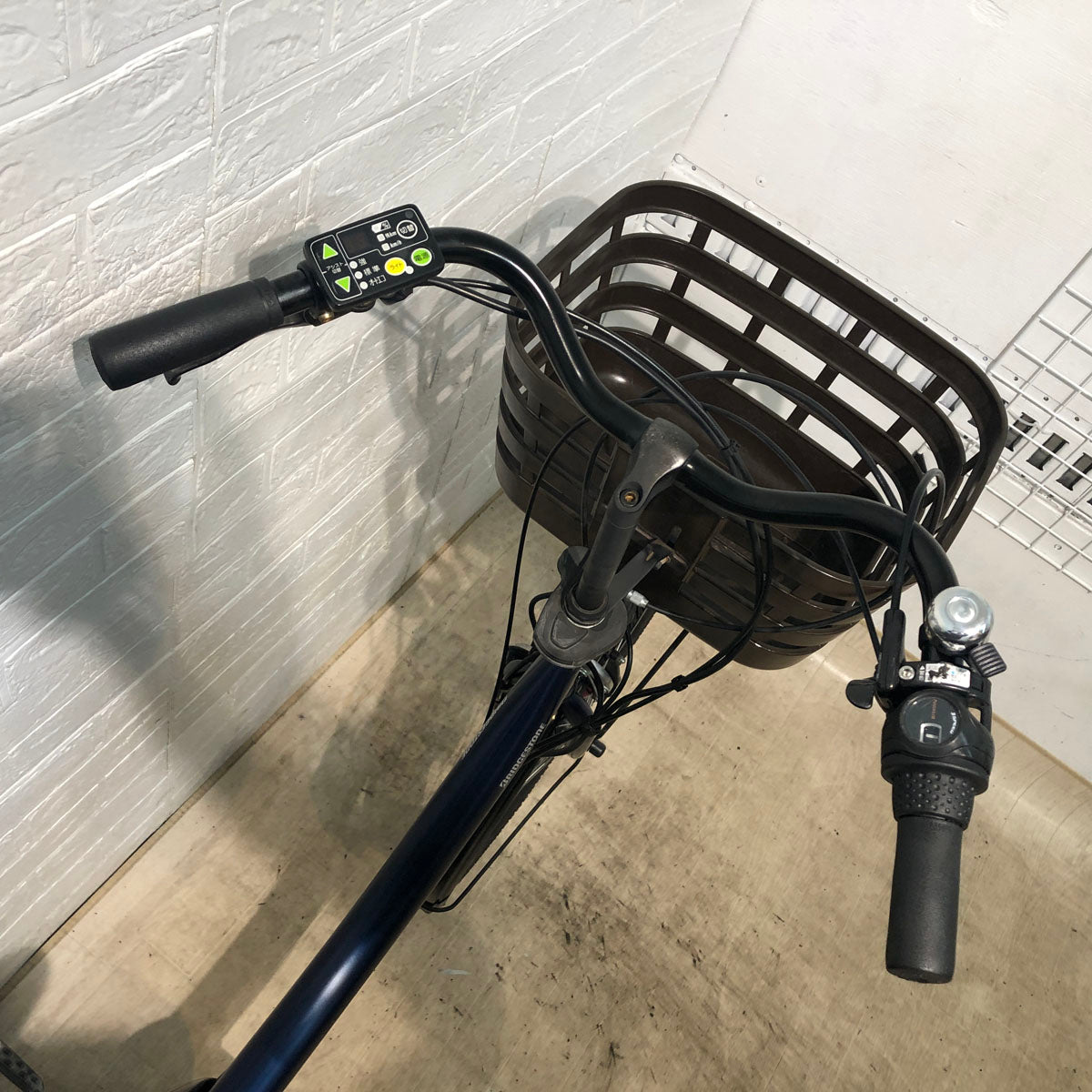 ブリヂストン アシスタ C STD ネイビー 20インチ YQ102 【中古車】
