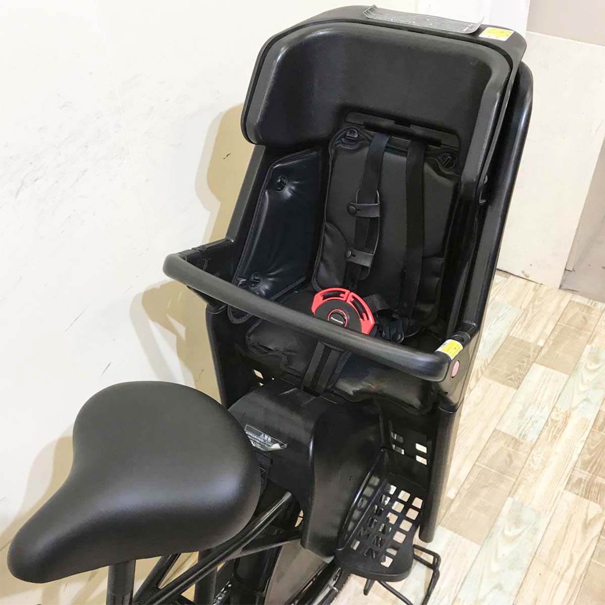 パナソニック ギュット アニーズ ブラック 20インチ KG122 【中古車】