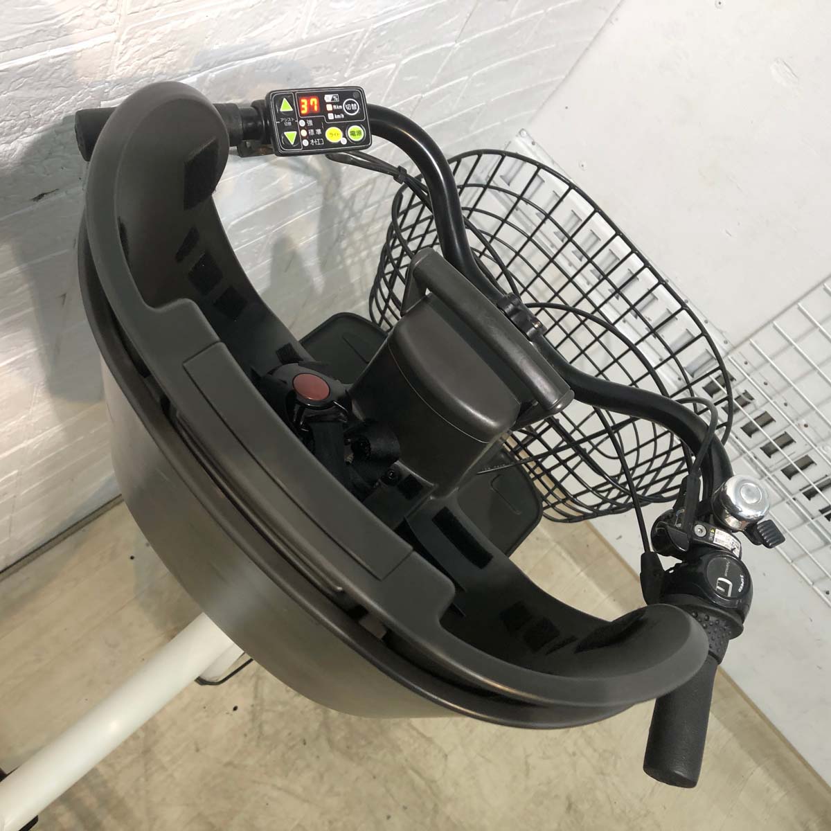 ブリヂストン bikke 2 e ビッケ ツー イー ホワイト 20インチ YD049  【中古車】