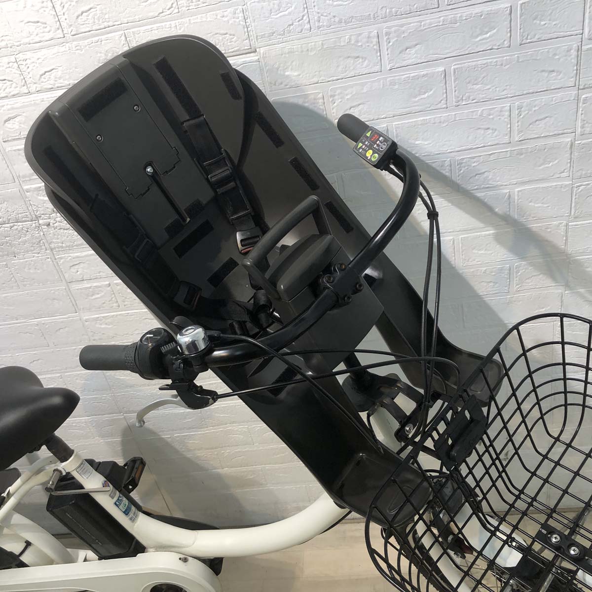 ブリヂストン bikke 2 e ビッケ ツー イー ホワイト 20インチ YD049  【中古車】