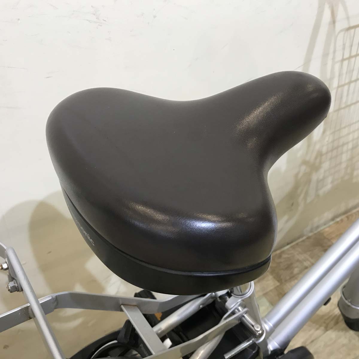 パナソニック パートナー DX シルバー 26インチ KC009【中古車】