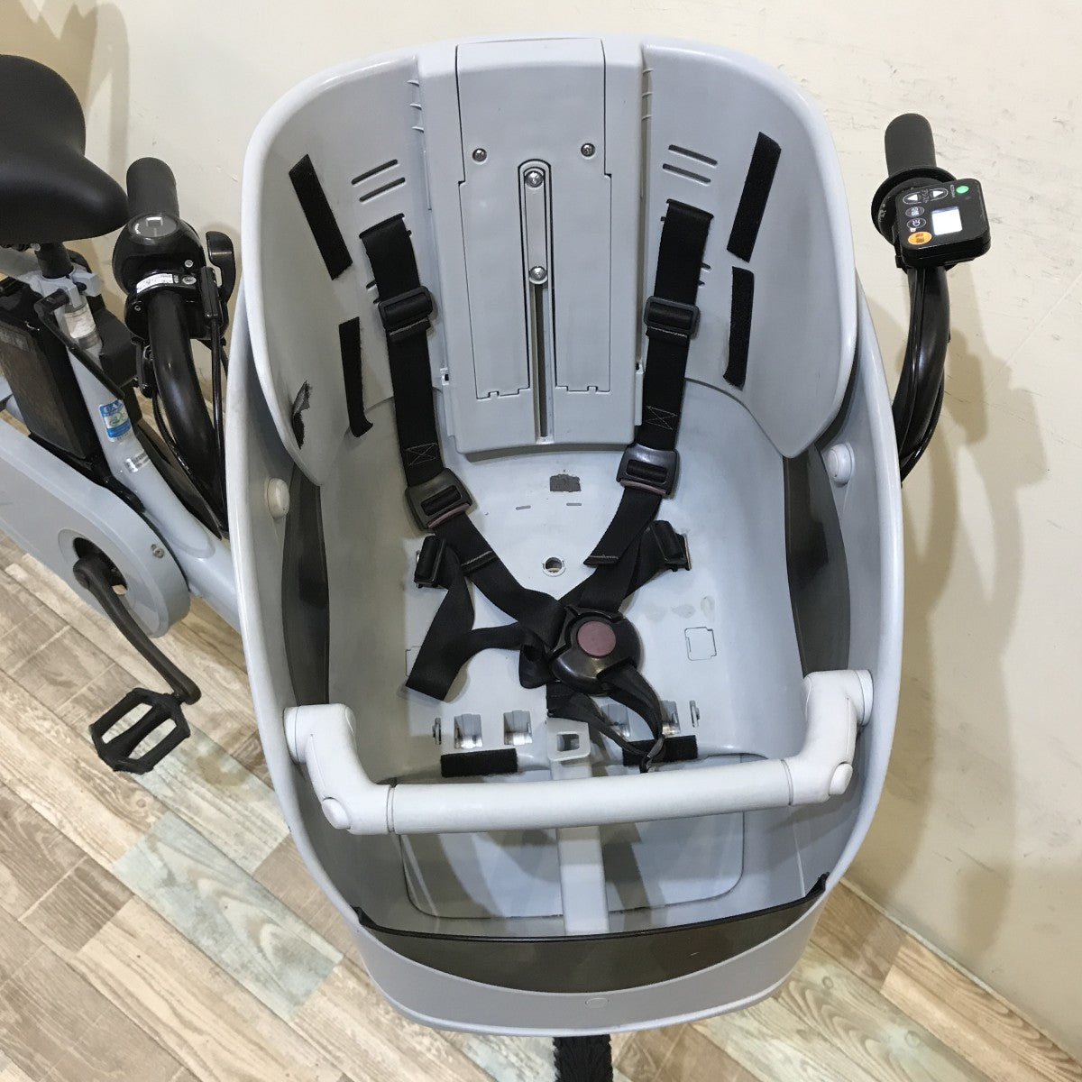 ブリヂストン ビッケポーラーe グレー 20インチ KH004 【中古車】