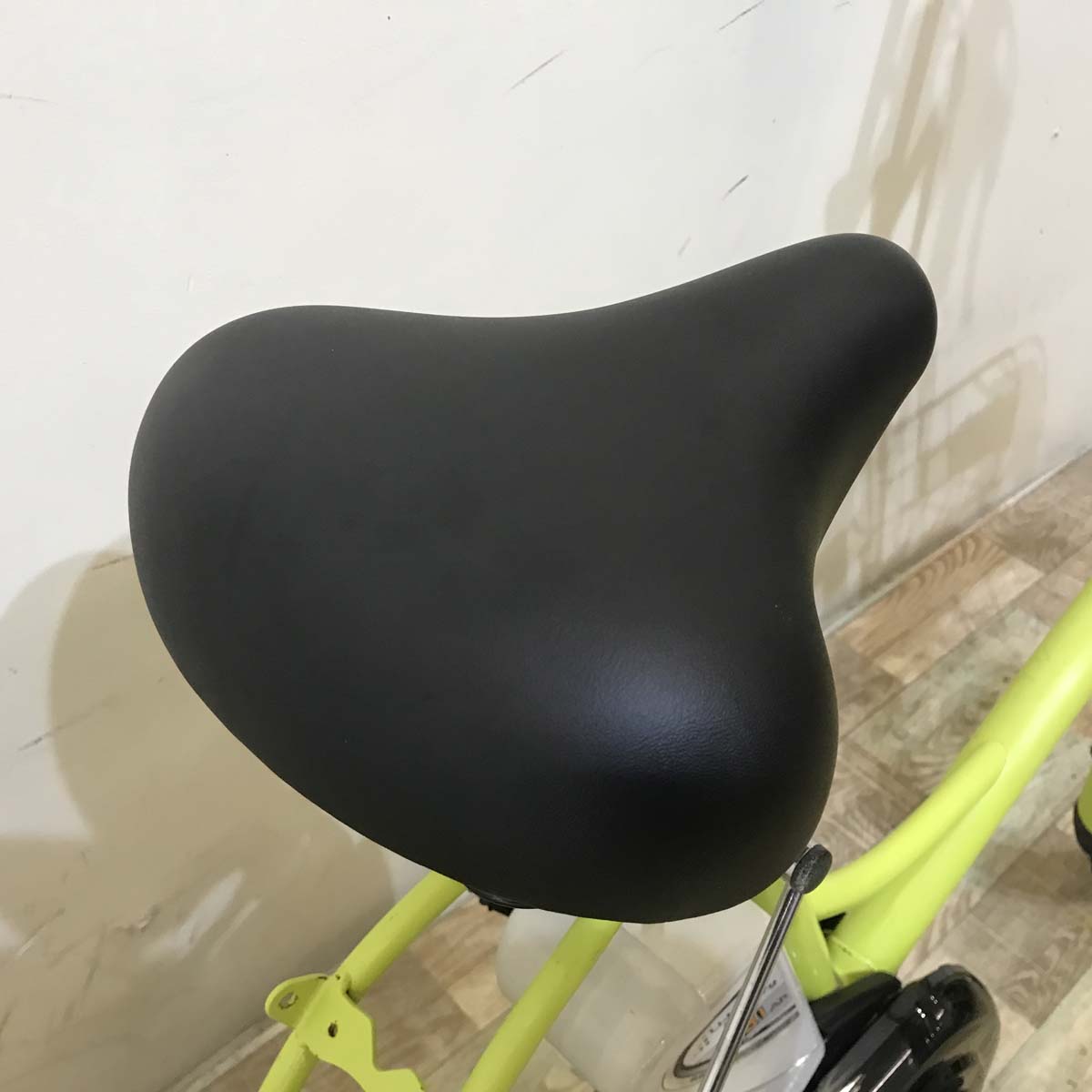 パナソニック シュガードロップ イエローグリーン 20インチ KC012 【中古車】