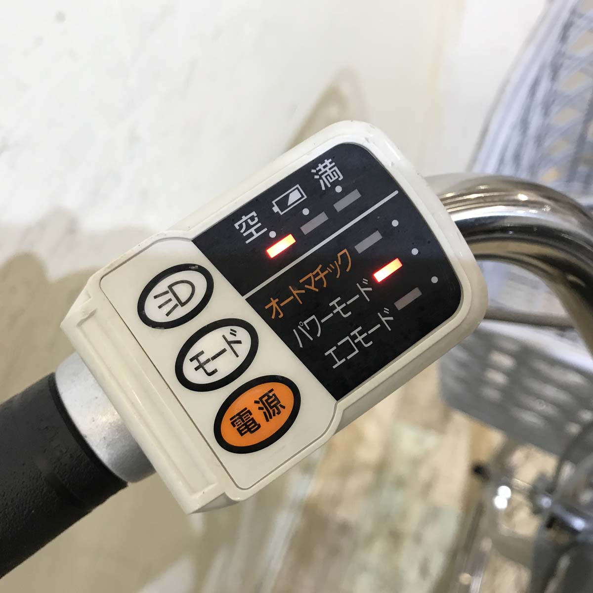 パナソニック ビビ EX シルバー 26インチ KX065【中古車】