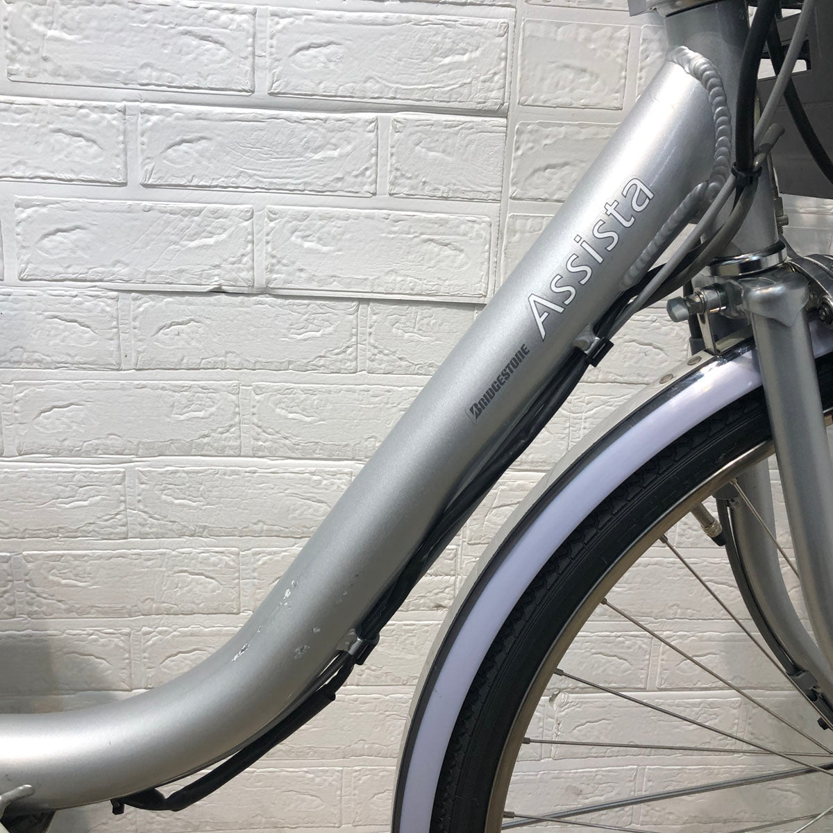 ブリヂストン アシスタ シルバー 26インチ YQ112 【中古車】