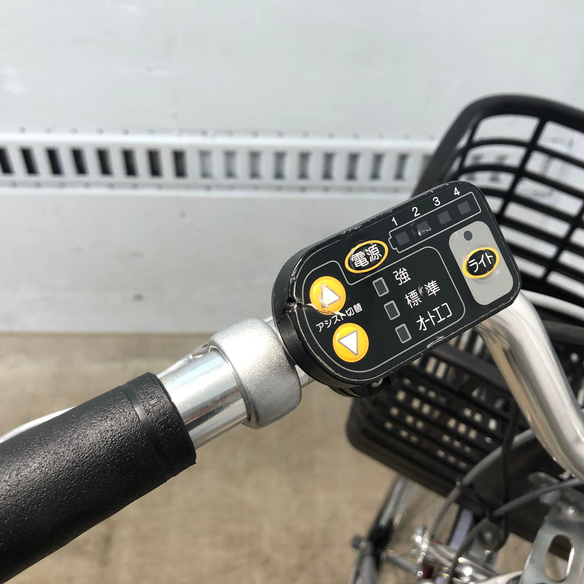 ブリヂストン アシスタ シルバー 26インチ YQ112 【中古車】