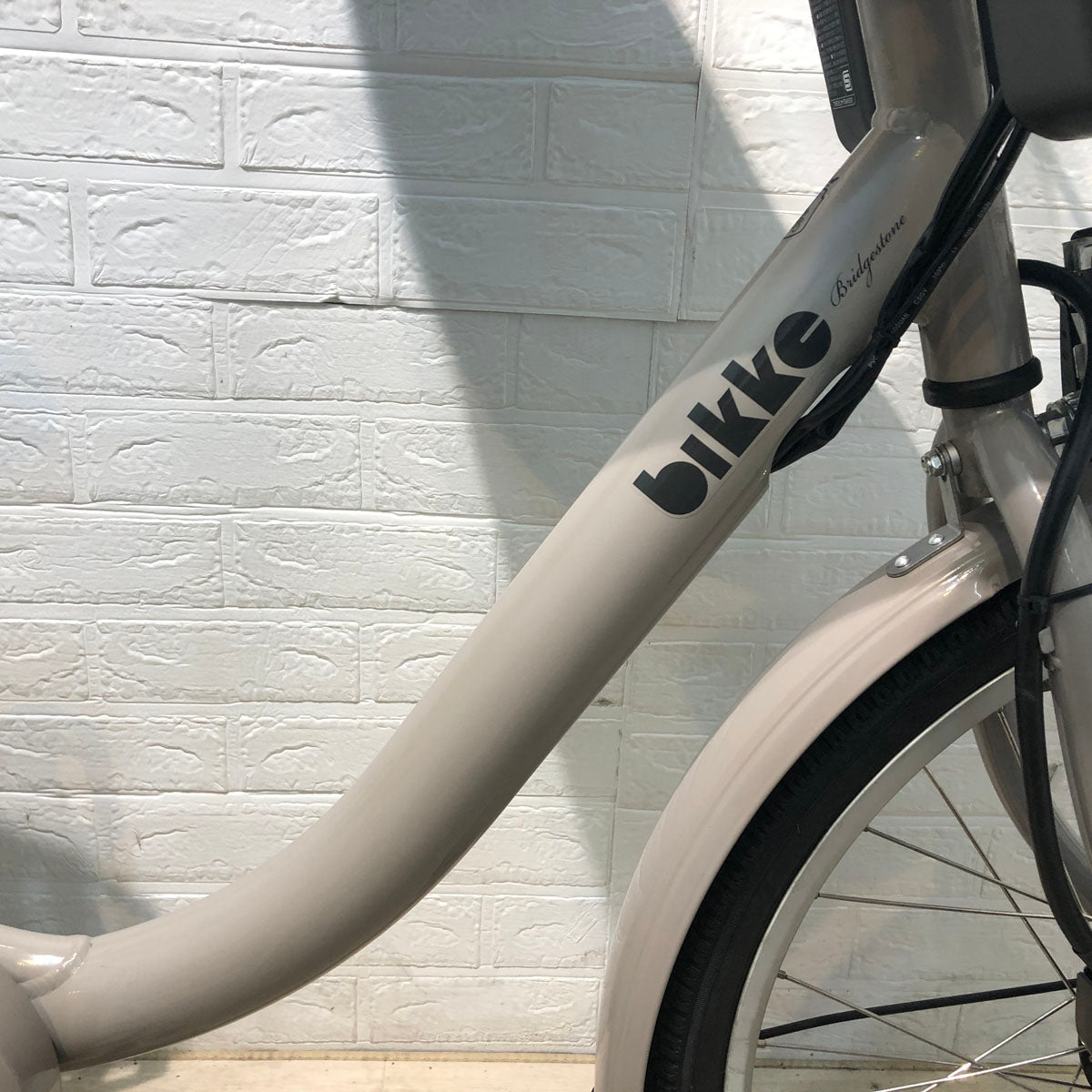 ブリヂストン bikke MOB dd ビッケ モブ dd ベージュ 前24×後20インチ