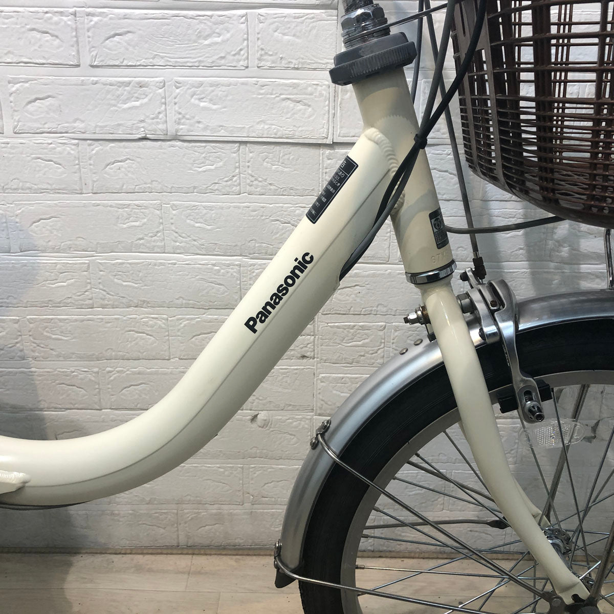 パナソニック ビビ LS ホワイト 20インチ YD059 【中古車】