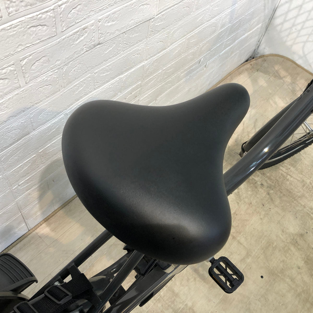 中古電動自転車 ブリヂストン bikke MOB e ビッケ モブ イー グレー 20インチ YD060