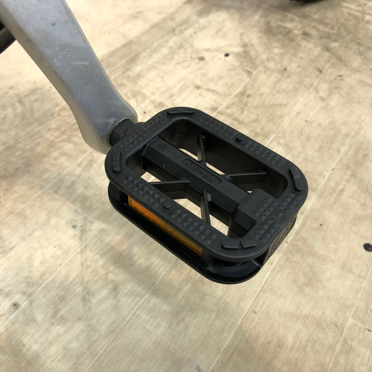 中古電動自転車 ブリヂストン bikke MOB e ビッケ モブ イー グレー 20インチ YD060