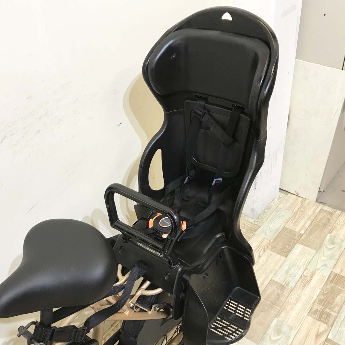 パナソニック ギュットアニーズ ゴールド 20インチ KH010 【中古車】