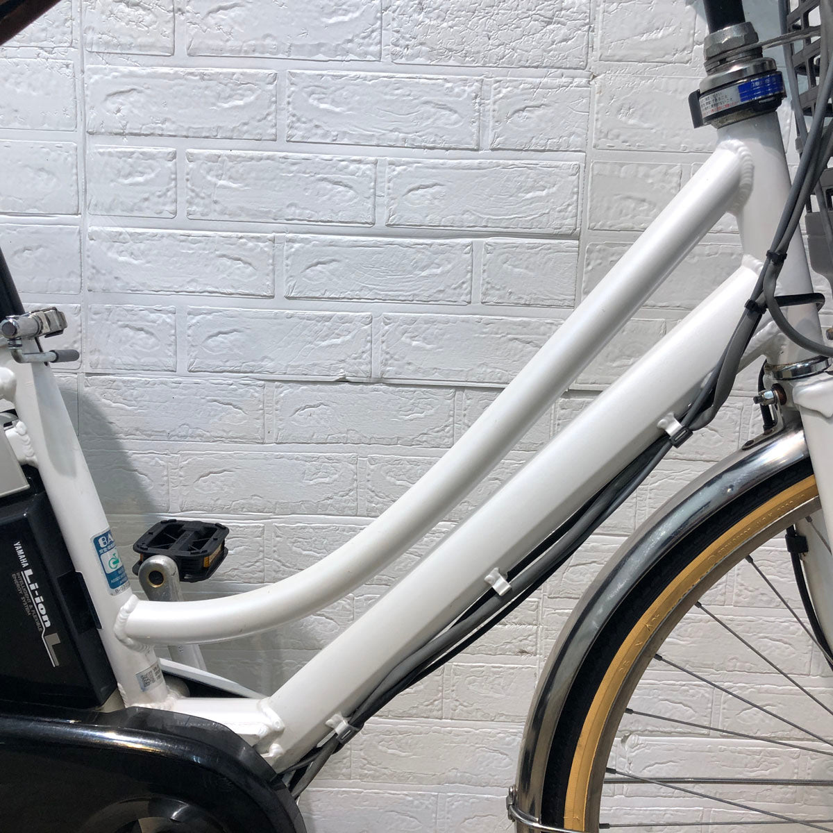 ブリヂストン ベルトロ ホワイト 26インチ YQ117  【中古車】