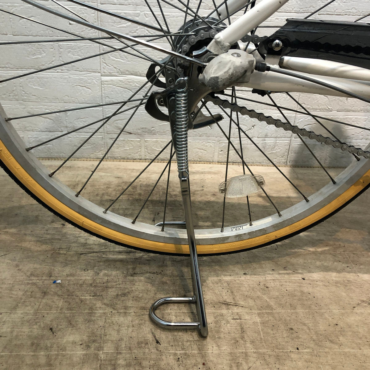 ブリヂストン ベルトロ ホワイト 26インチ YQ117  【中古車】