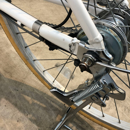 ブリヂストン ベルトロ ホワイト 26インチ YQ117  【中古車】