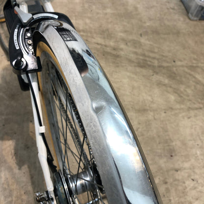 ブリヂストン ベルトロ ホワイト 26インチ YQ117  【中古車】