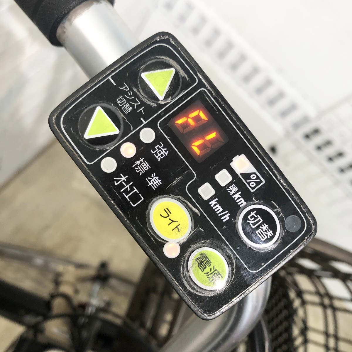 中古電動自転車 ブリヂストン アシスタDX ベージュ 26インチ YI074