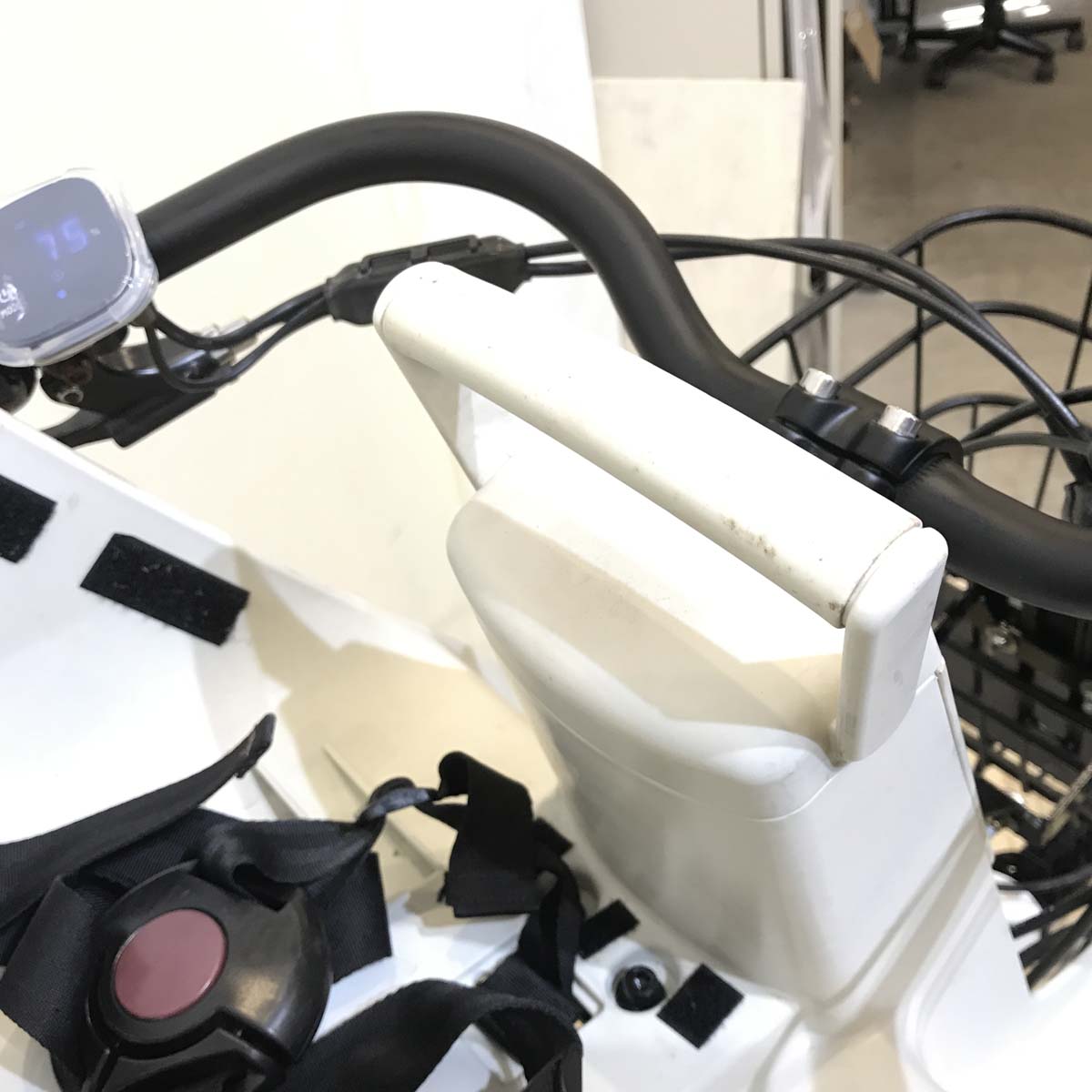 中古電動自転車 ブリヂストン bikke MOB dd ビッケ モブ dd ホワイト 前24×後20インチ KC028 