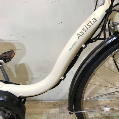 ブリヂストン アシスタ ロイヤル アイボリー ホワイト 26インチ KX080 【中古車】