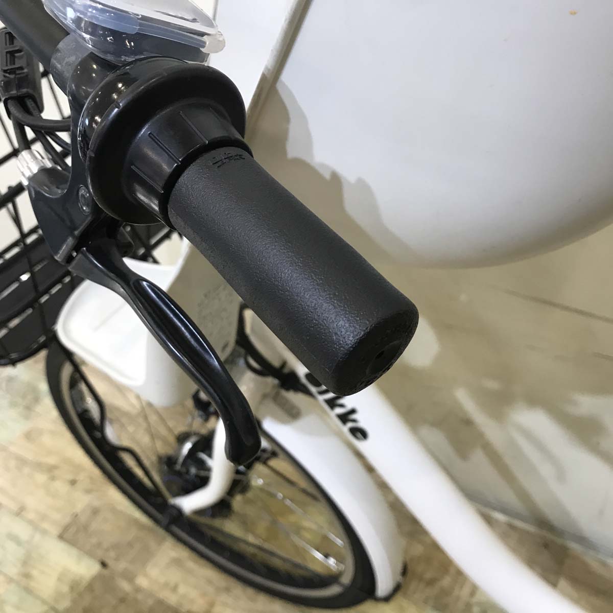 ブリヂストン bikke MOB dd ビッケ モブ dd ホワイト 前24×後20インチ KC028 【中古車】