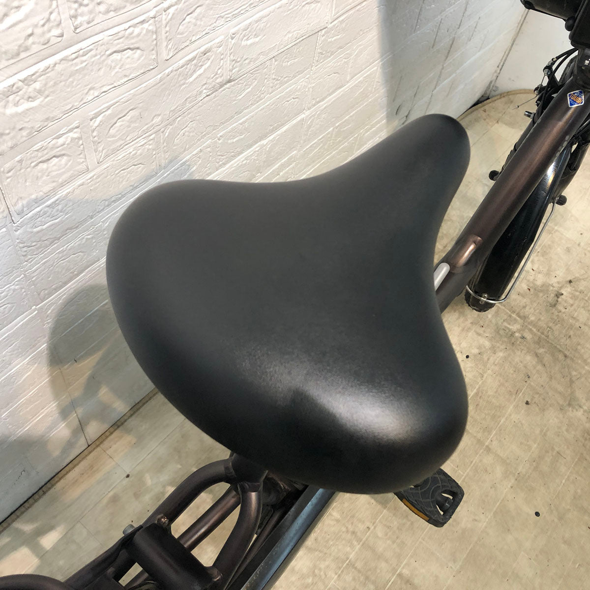 訳あり ブリヂストン アンジェリーノ プティット e ブラウン 20インチ YD071【中古車】