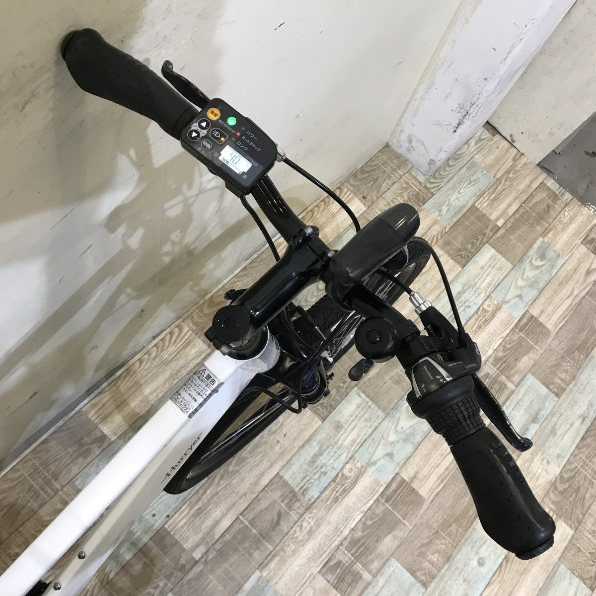パナソニック ハリヤ ホワイト 26インチ KH025 【中古車】