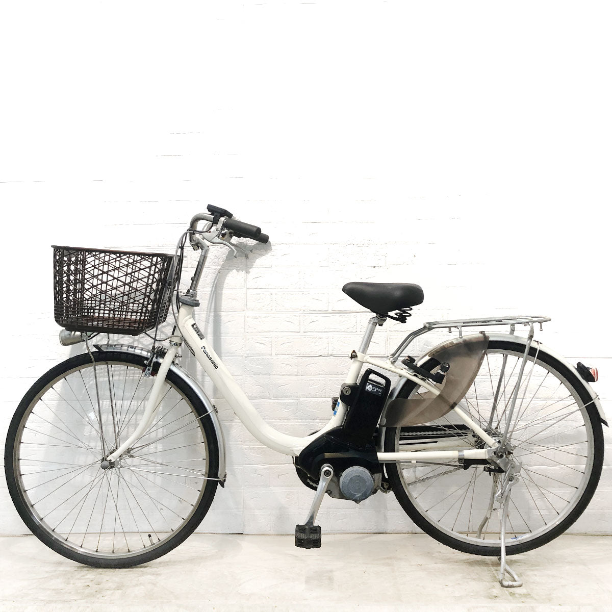 中古電動自転車 パナソニック ビビ LU ホワイト 26インチ YJ005