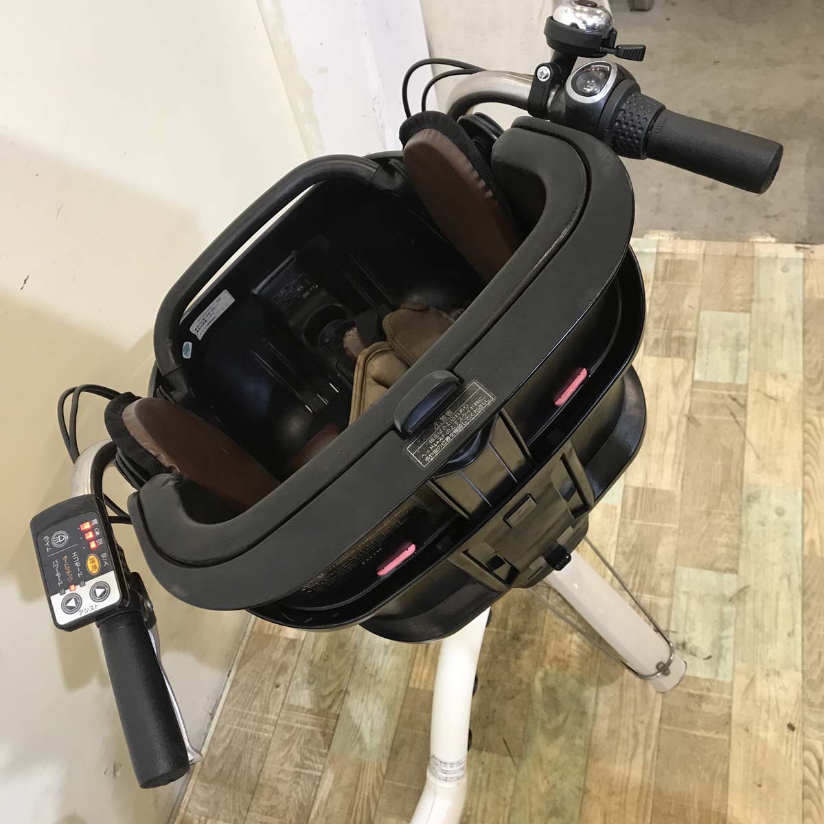 パナソニック ギュット ミニ ホワイト 20インチ KC039【中古車】