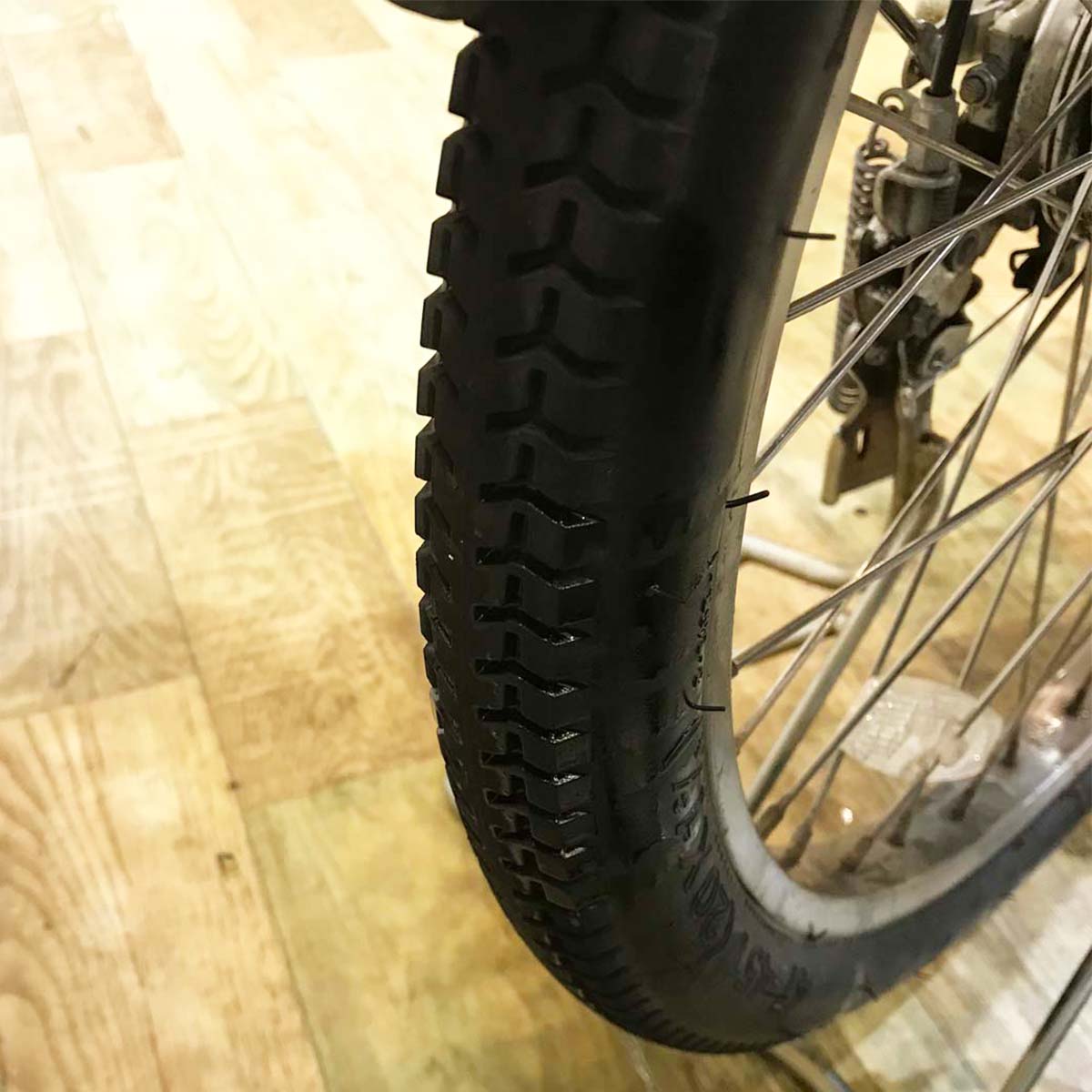 パナソニック ギュット ミニ ホワイト 20インチ KC039【中古車】