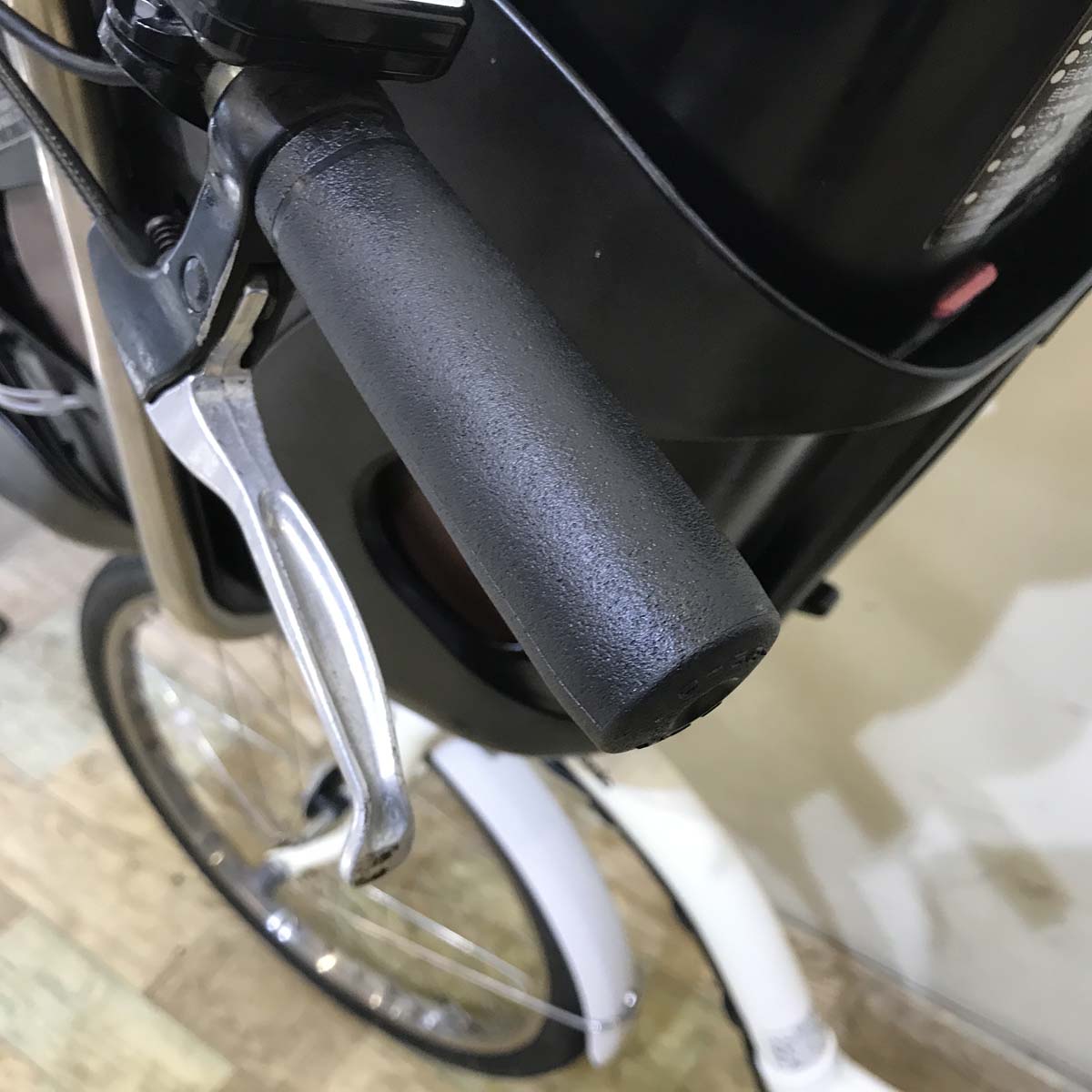 パナソニック ギュット ミニ ホワイト 20インチ KC039【中古車】