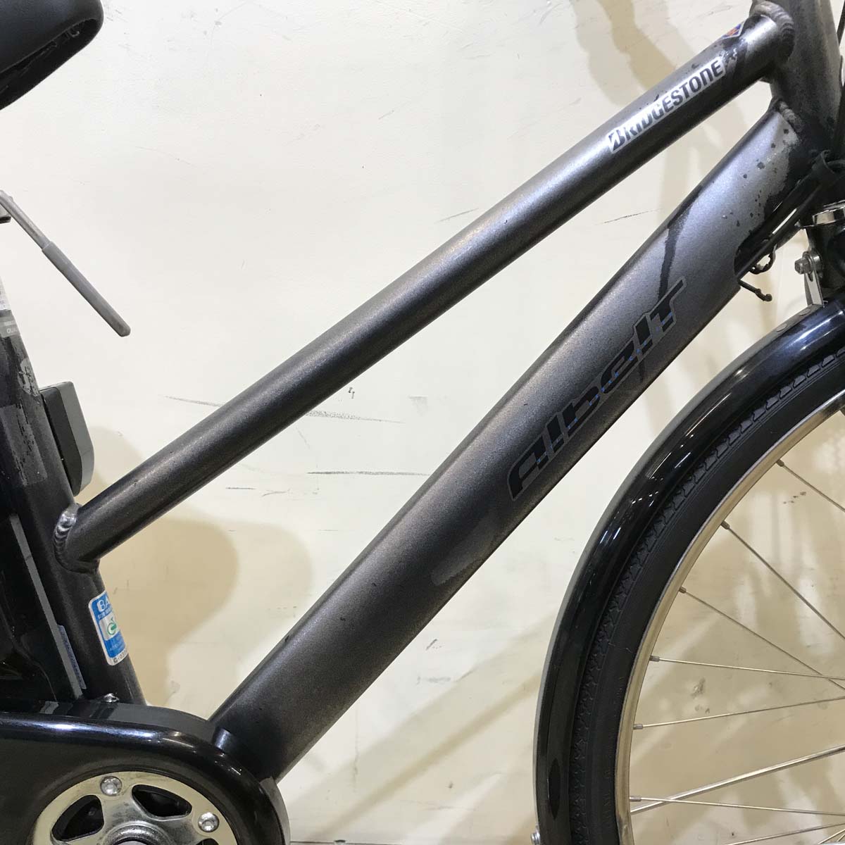 ブリヂストン アルベルト e シルバー 27インチ KX090  【中古車】
