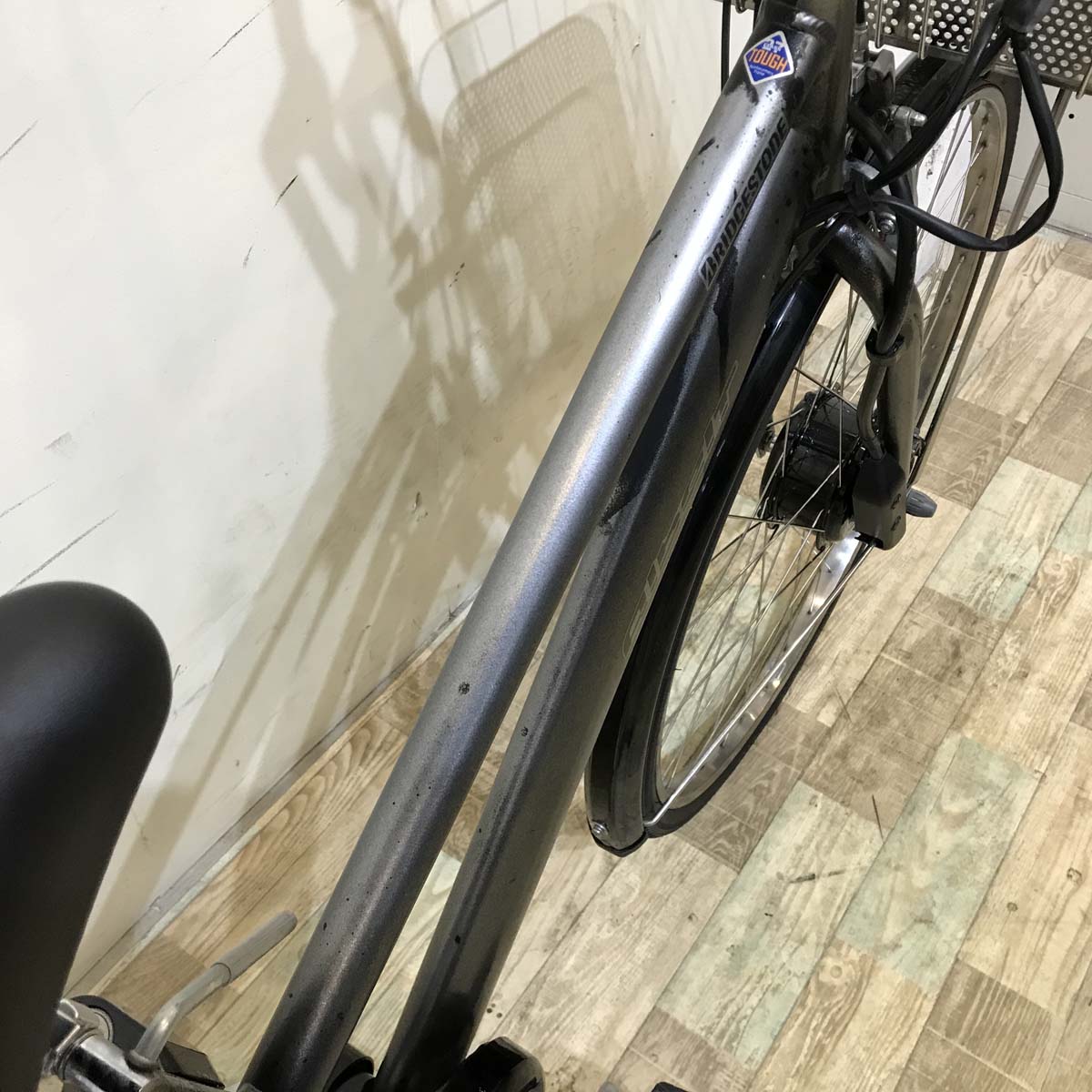 ブリヂストン アルベルト e シルバー 27インチ KX090  【中古車】